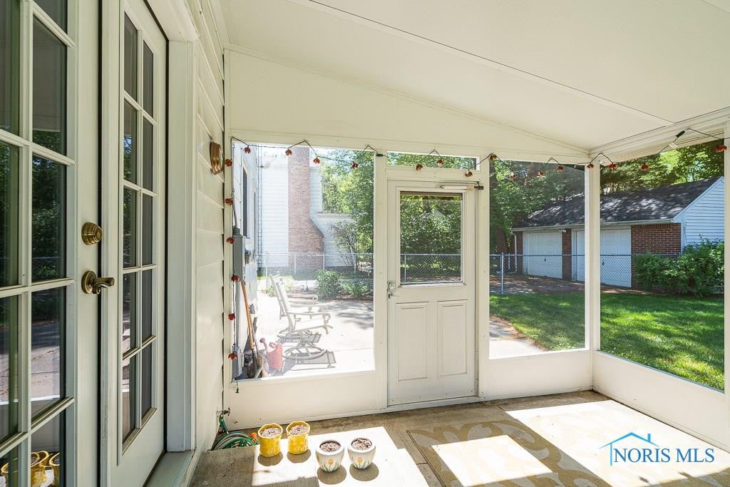 3663 Indian Road Toledo, OH 43606 - Photo 25 of 31 Gallery Image 25
