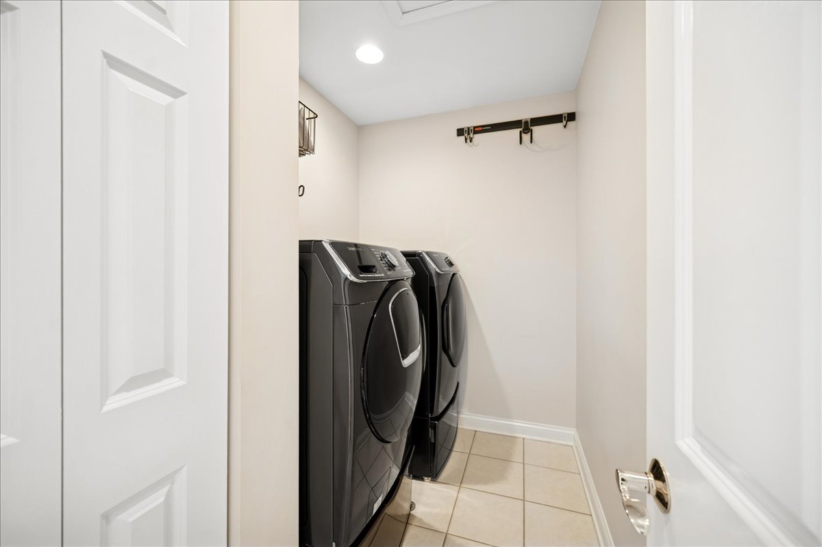 2464 Violet Street Glenview, IL 60026 - Photo 17 of 27