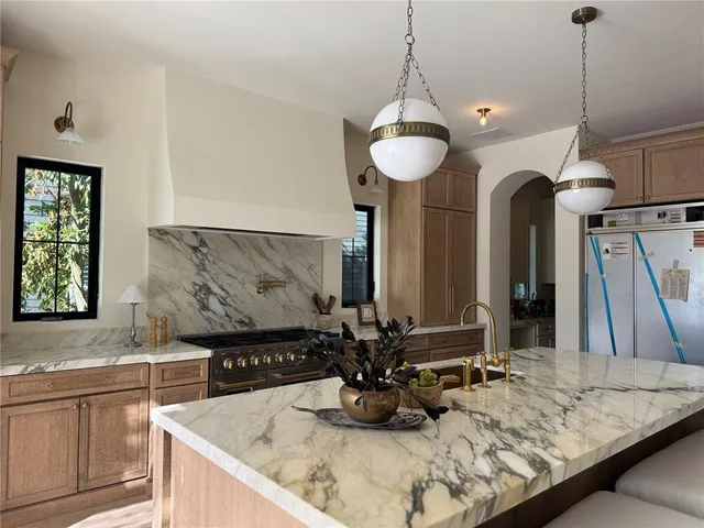 $1,950,000 | 706 West Amelia Avenue, Tampa, FL 33602
