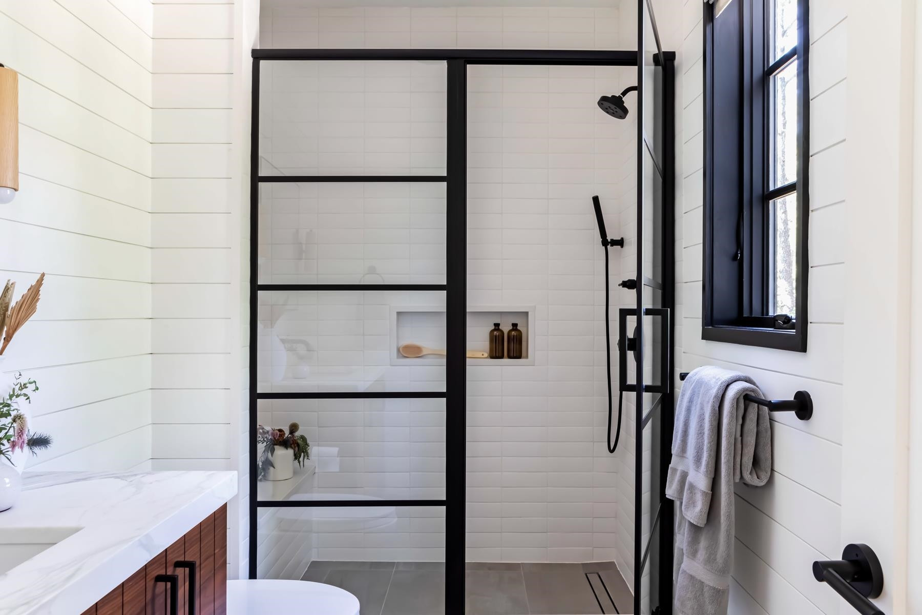 4003 Bristol Road Durham, NC 27707 - Photo 80 of 100 a bathroom with a shower and a sink