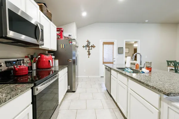 $1,850 | 10417 Xenia Avenue, Lubbock, TX 79424