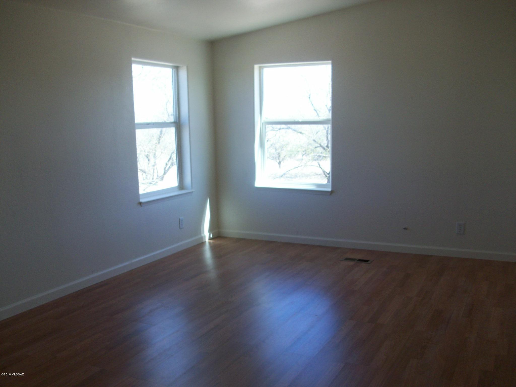 8875 South Marstellar Road Tucson, AZ 85736 - Photo 9 of 14 Gallery Image 9