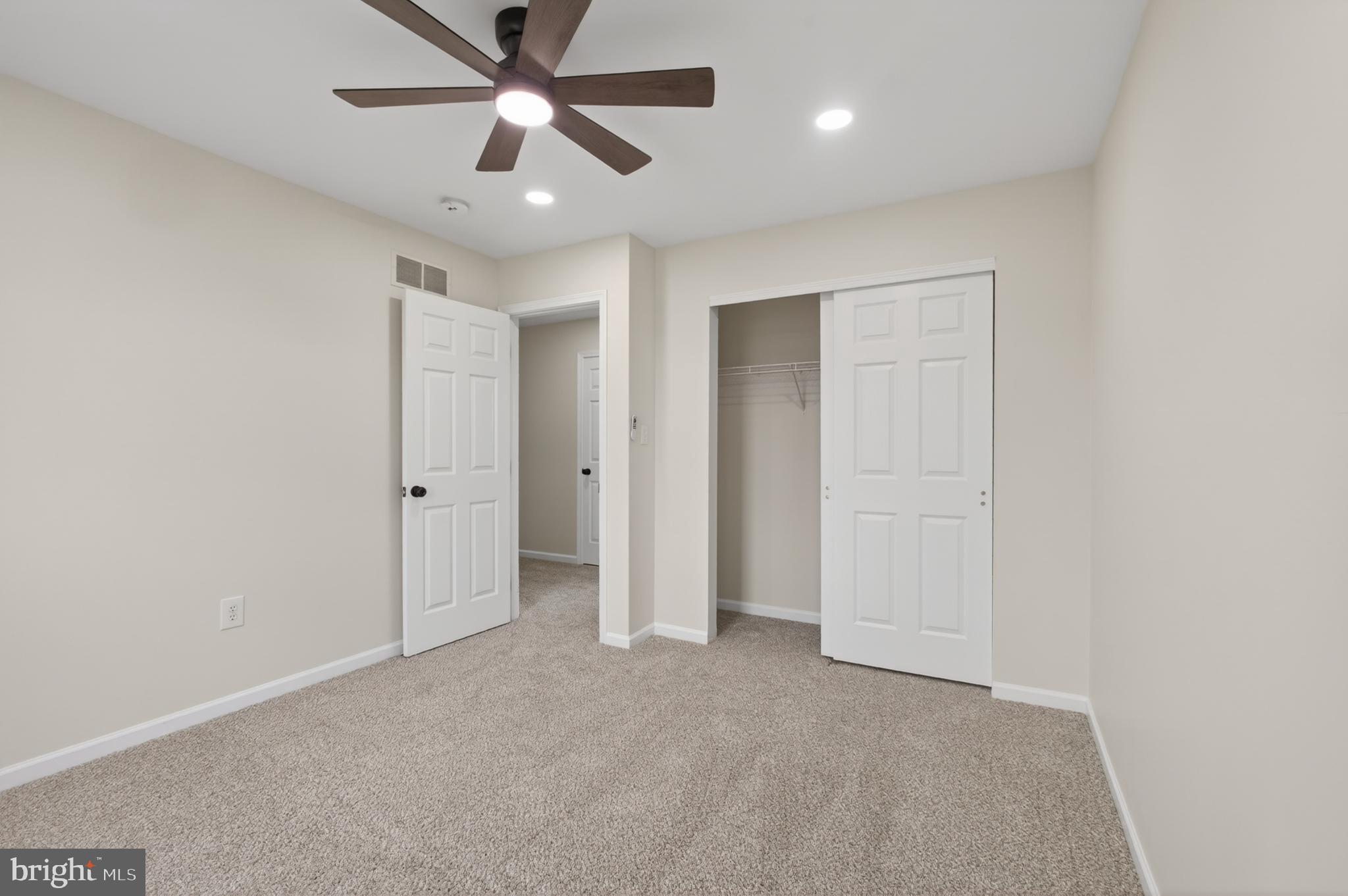 209 North Sandy Lane Reading, PA 19608 - Photo 24 of 30