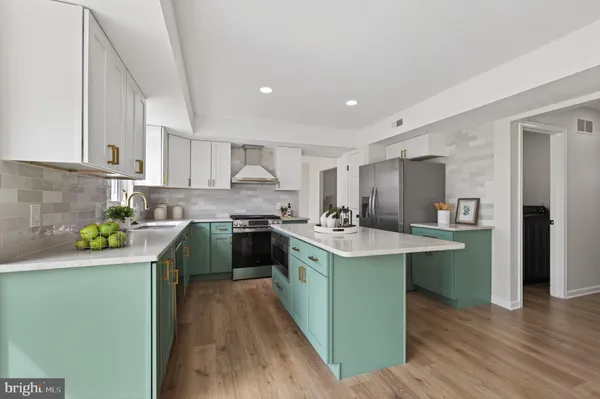 $450,000 | 209 North Sandy Lane, Reading, PA 19608