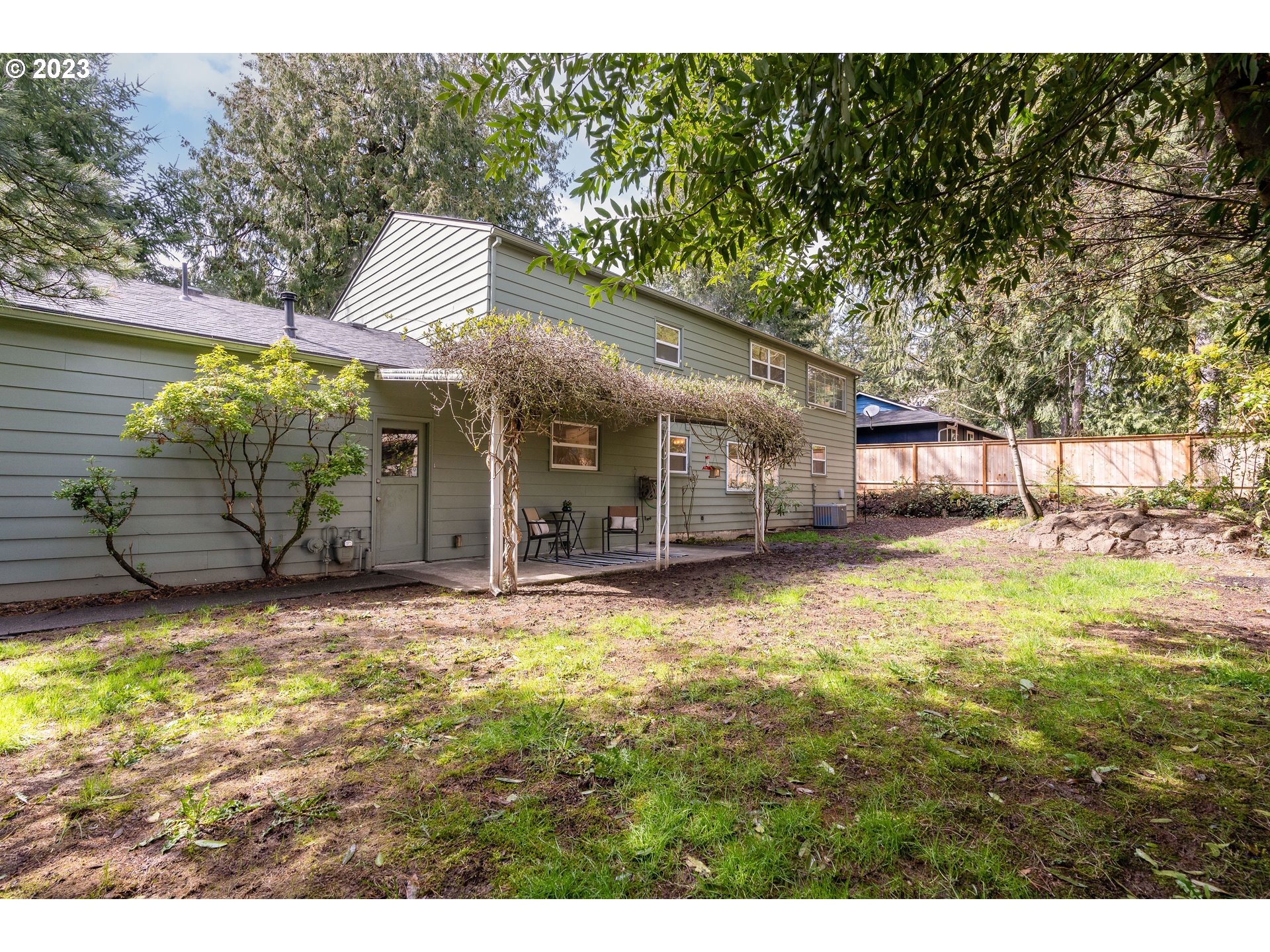 5115 Southwest Alfred Street Portland, OR 97219 - Photo 39 of 48 Gallery Image 39
