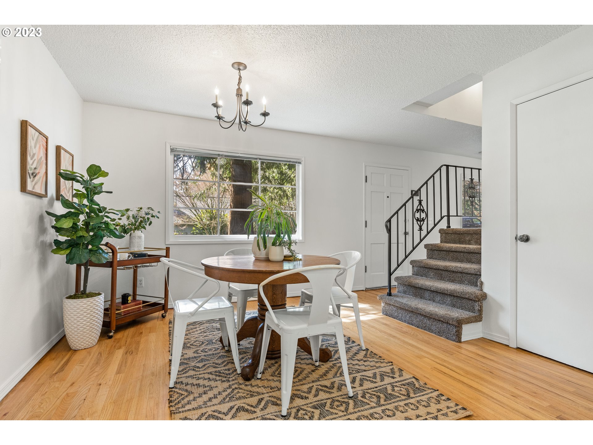 5115 Southwest Alfred Street Portland, OR 97219 - Photo 6 of 48 Gallery Image 6