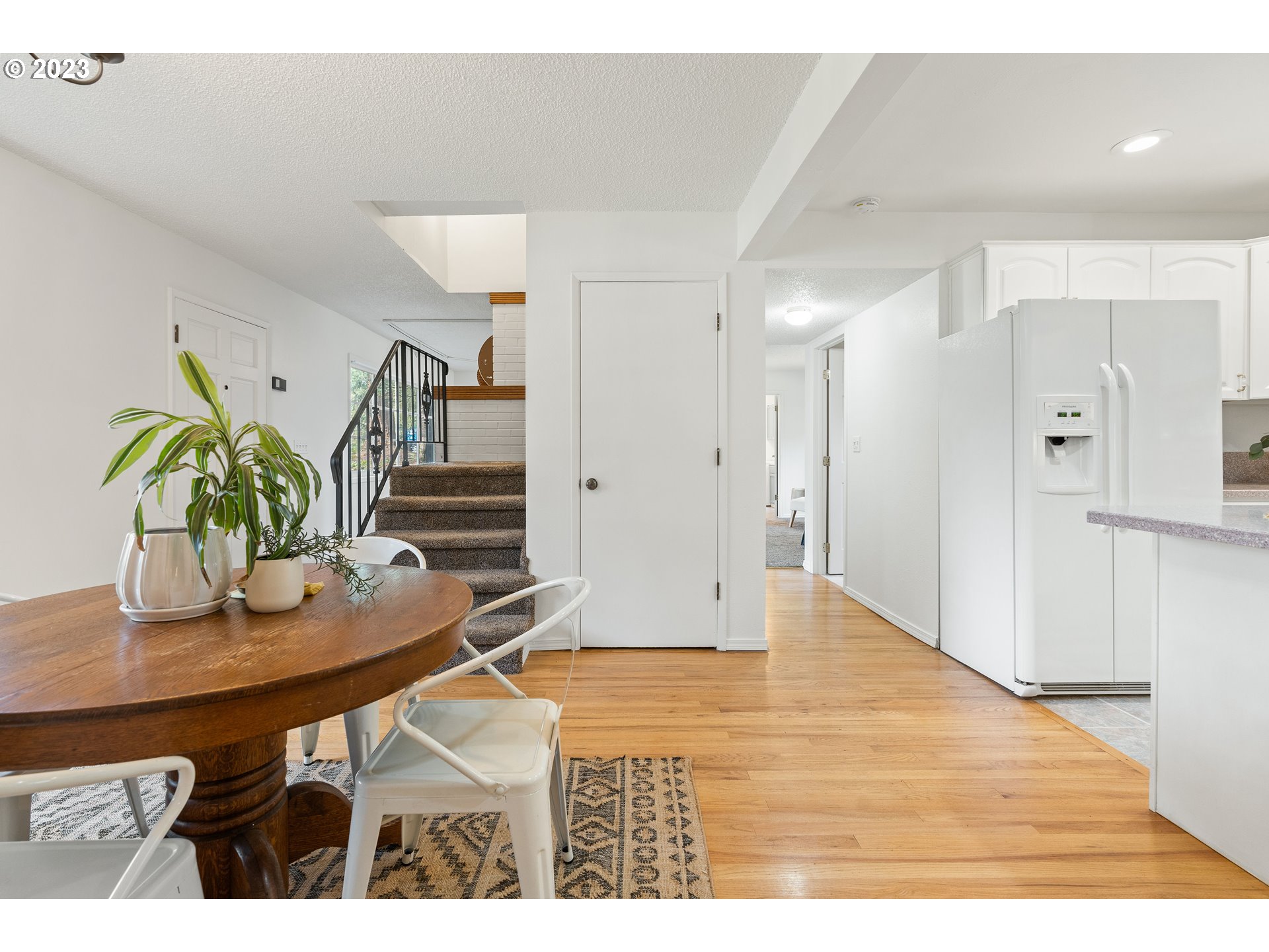 5115 Southwest Alfred Street Portland, OR 97219 - Photo 7 of 48 Gallery Image 7