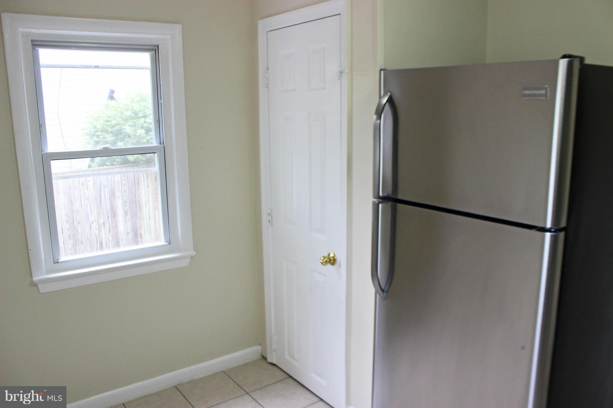 12116 Selfridge Road Silver Spring, MD 20906 - Photo 15 of 30 Kitchen