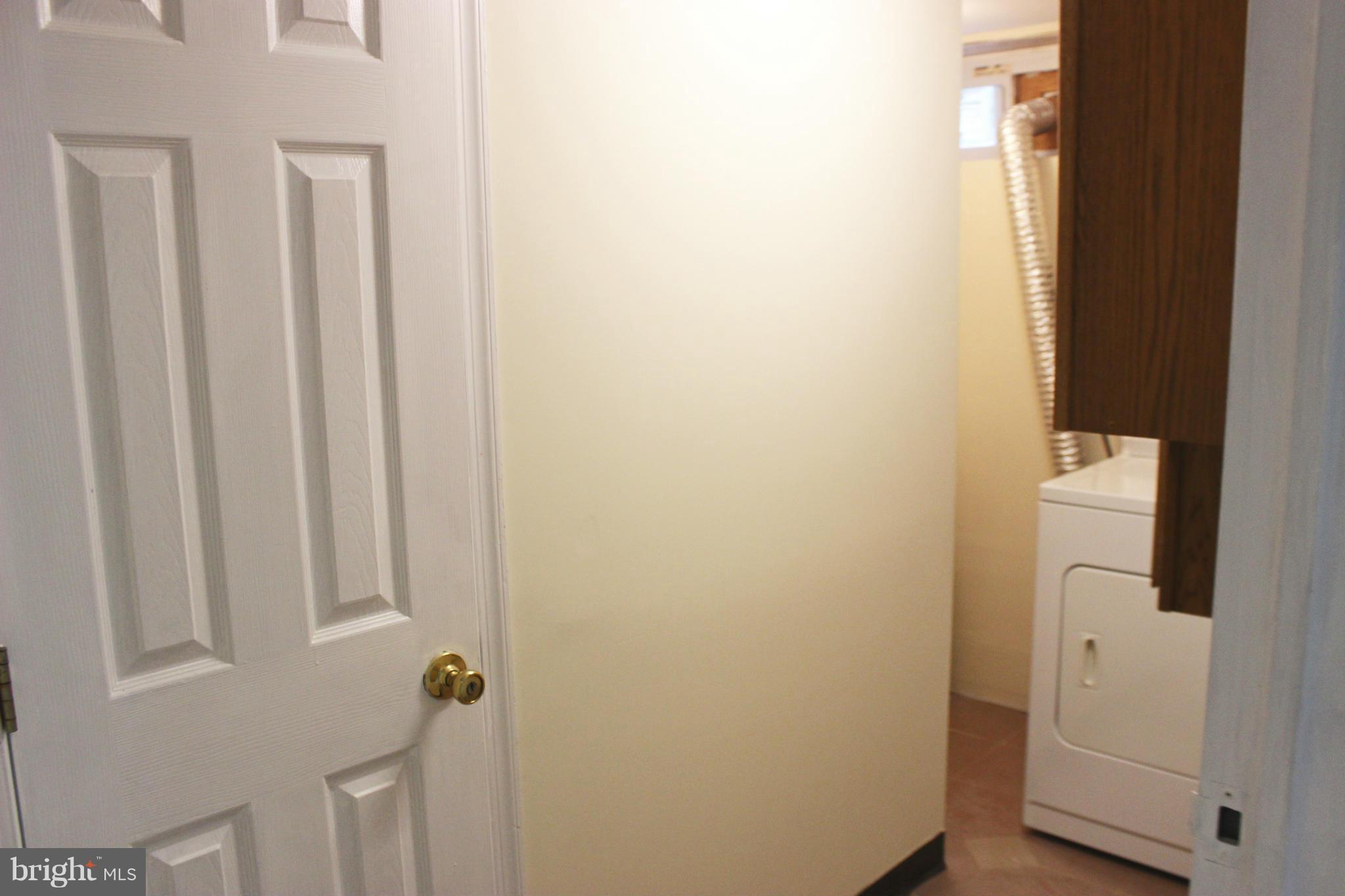 12116 Selfridge Road Silver Spring, MD 20906 - Photo 22 of 30 Bath