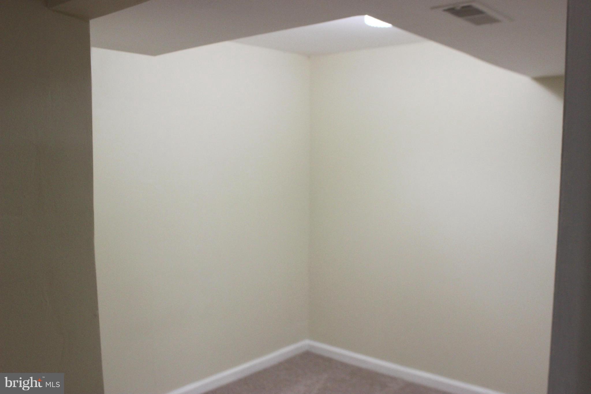 12116 Selfridge Road Silver Spring, MD 20906 - Photo 25 of 30 Interior (General)