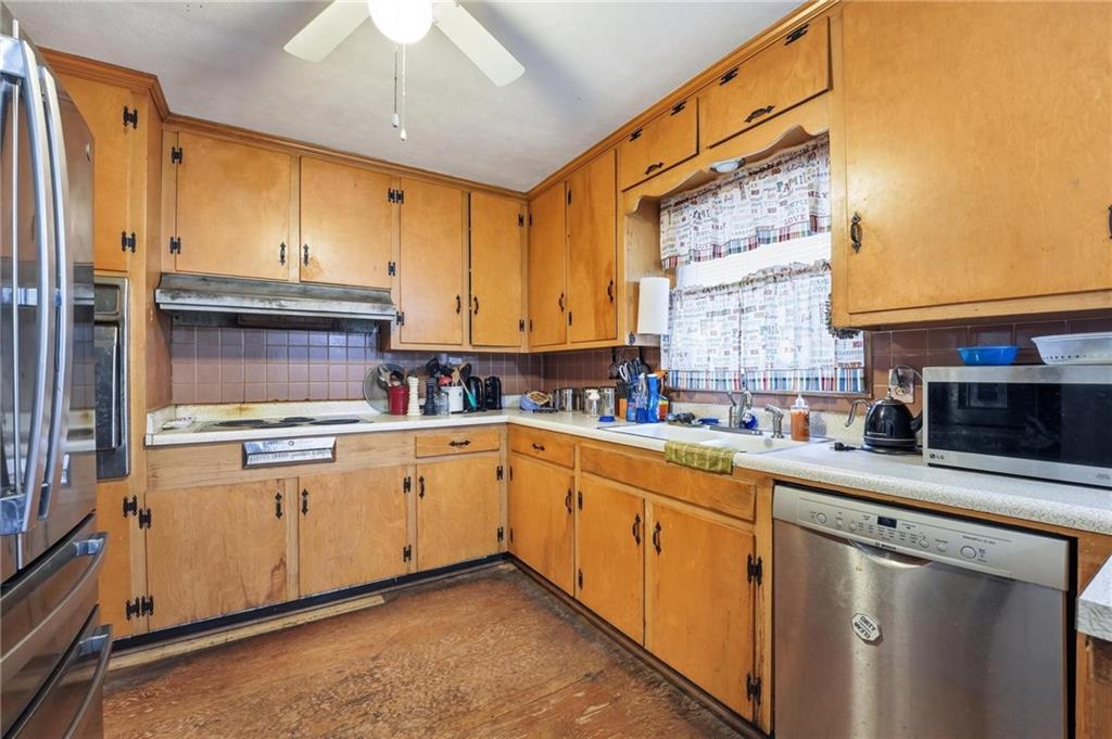 11418 Orchard Road Kansas City, MO 64134 - Photo 16 of 37