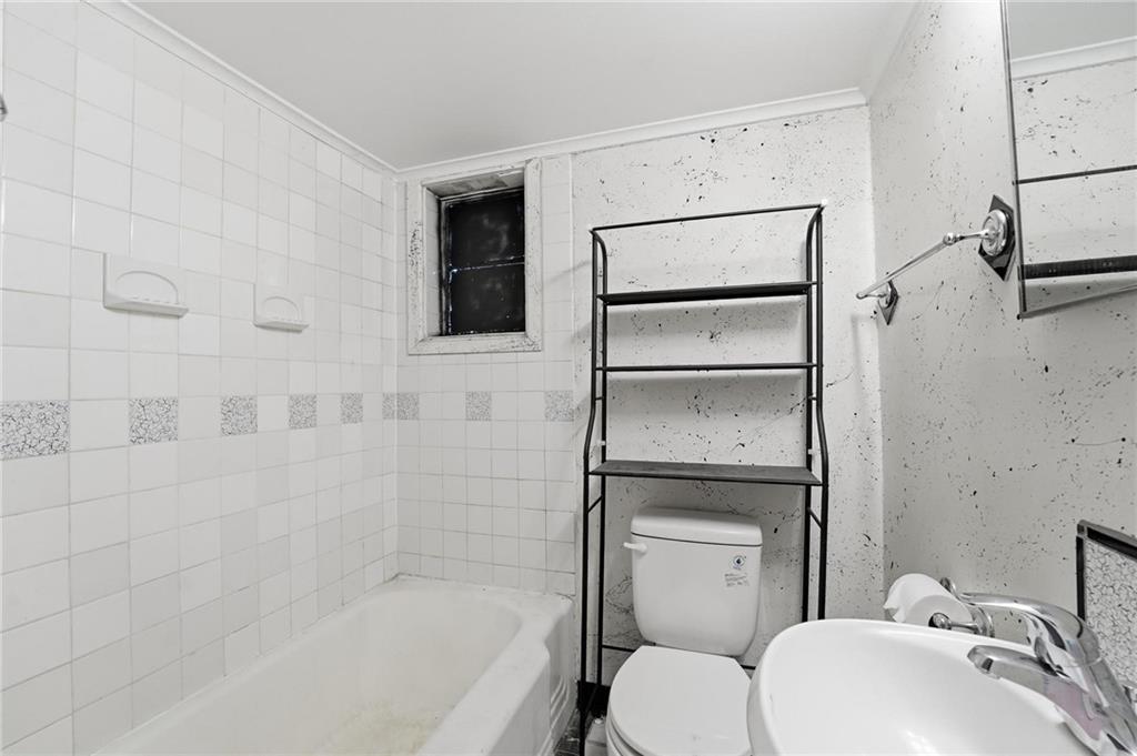 11418 Orchard Road Kansas City, MO 64134 - Photo 27 of 37