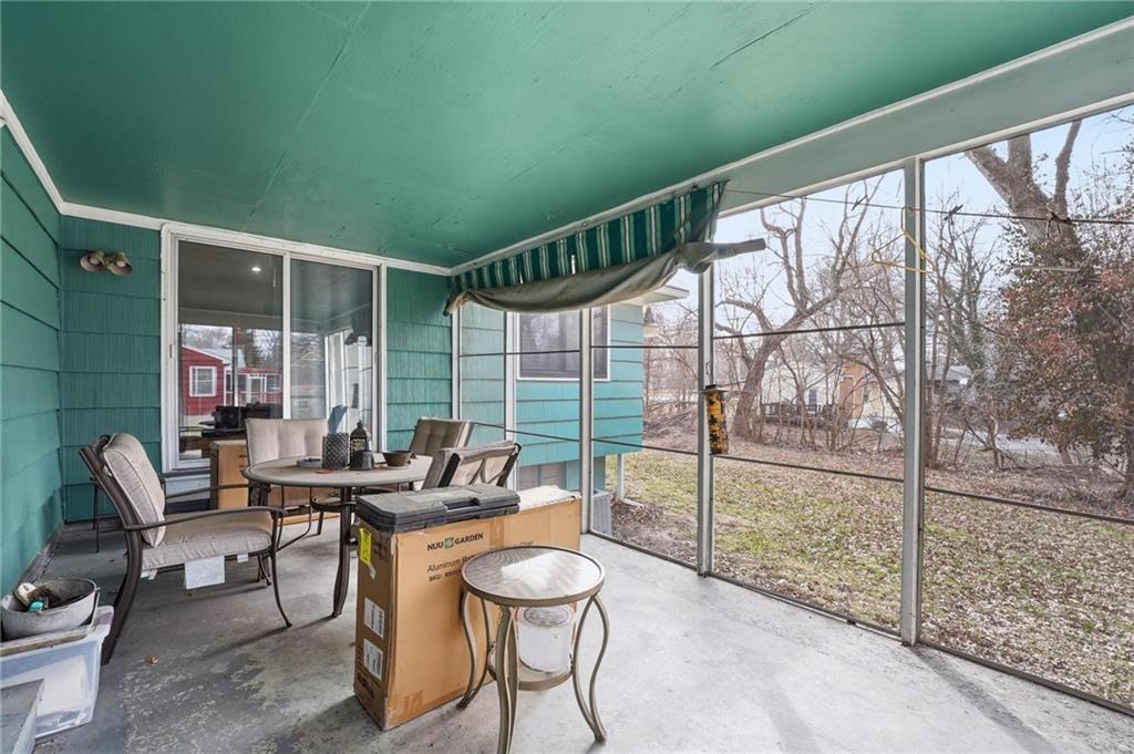 11418 Orchard Road Kansas City, MO 64134 - Photo 32 of 37