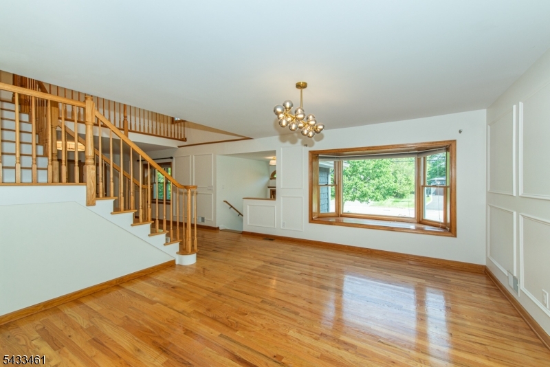 77 Rockwood Road Florham Park, NJ 07932 - Photo 8 of 47