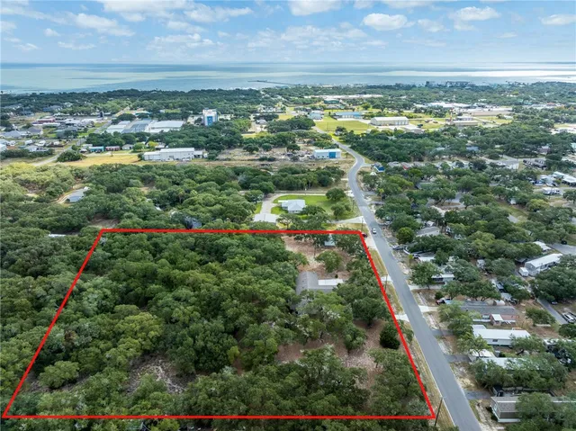 $495,000 | 1309 Mesquite Street, Rockport, TX 78382