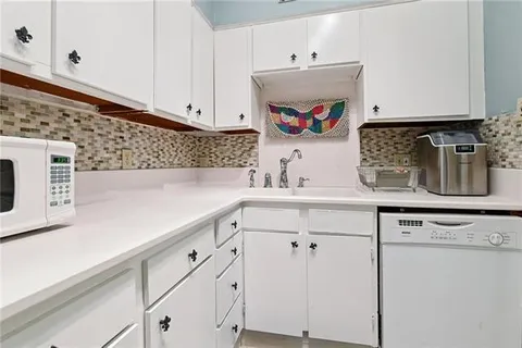 $359,000 | 835 St Louis Street, Unit A, New Orleans, LA 70112