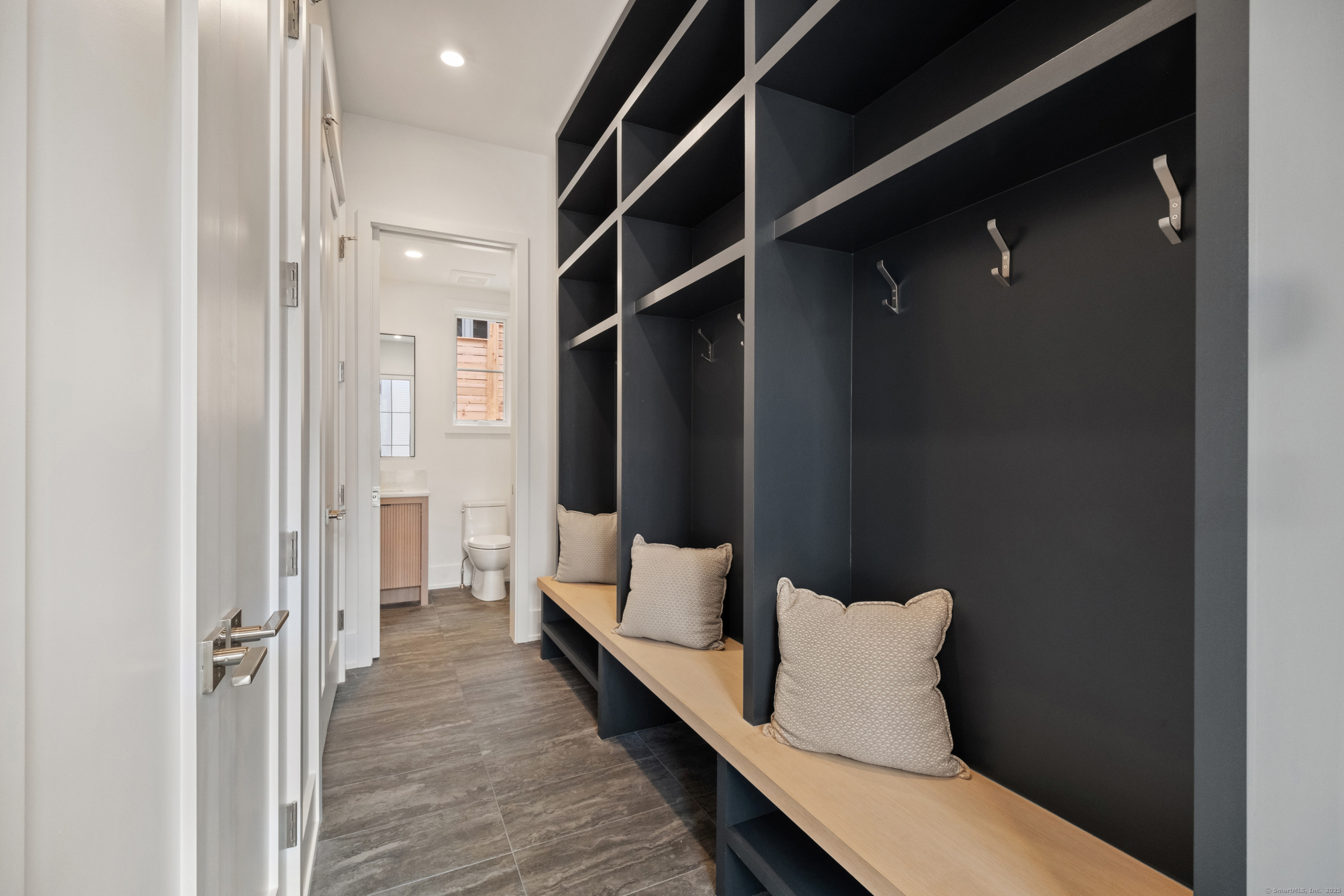 102 Compo Road South Westport, CT 06880 - Photo 16 of 40