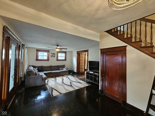 $1,850 | 814 East Raymond Street, Indianapolis, IN 46203