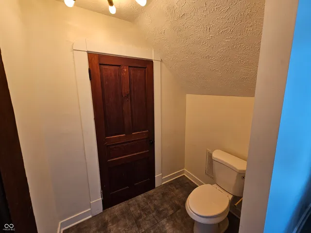 $1,850 | 814 East Raymond Street, Indianapolis, IN 46203