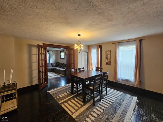 $1,850 | 814 East Raymond Street, Indianapolis, IN 46203