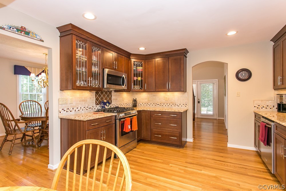 2704 Rams Court North Chesterfield, VA 23236 - Photo 4 of 36 Gallery Image 4