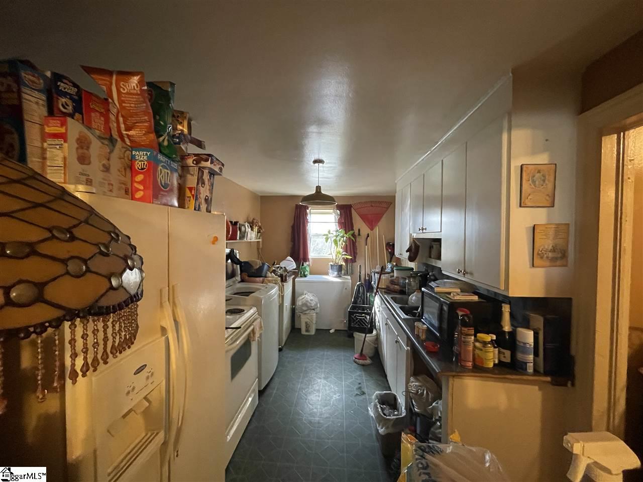 807 West Parker Road Greenville, SC 29611 - Photo 3 of 15 Gallery Image 3