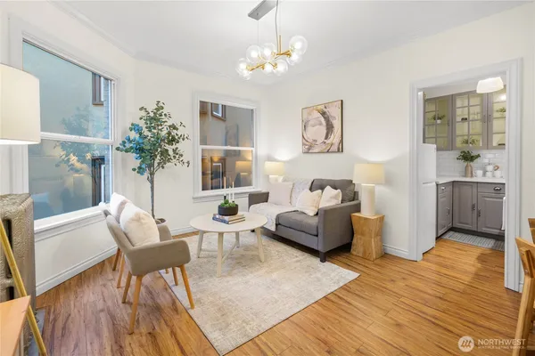 $265,000 | 1726 15th Avenue, Unit 14, Seattle, WA 98122