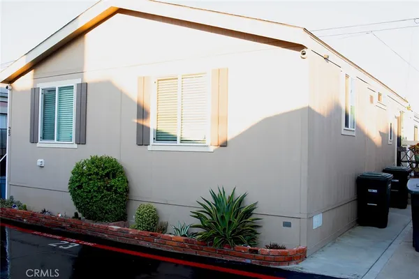 $164,000 | 327 West Wilson Street, Unit 23, Costa Mesa, CA 92627