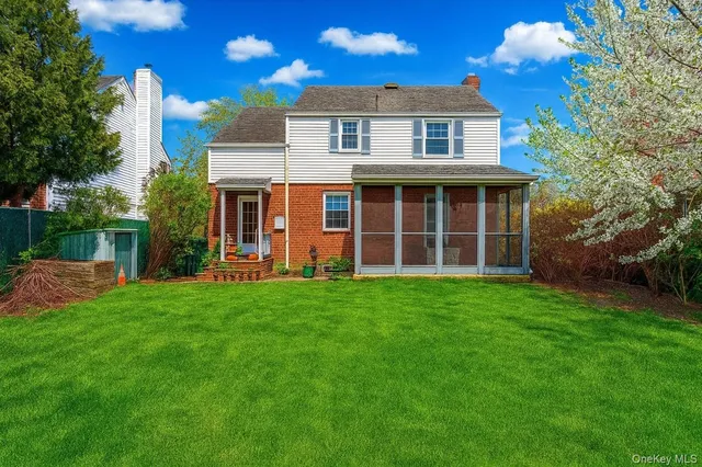 $1,350,000 | 162-49 13th Avenue | Beechhurst