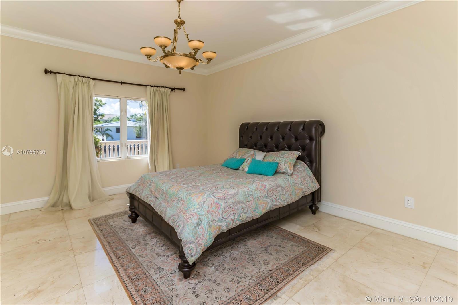 1908 Northeast 118th Road North Miami, FL 33181 - Photo 25 of 44