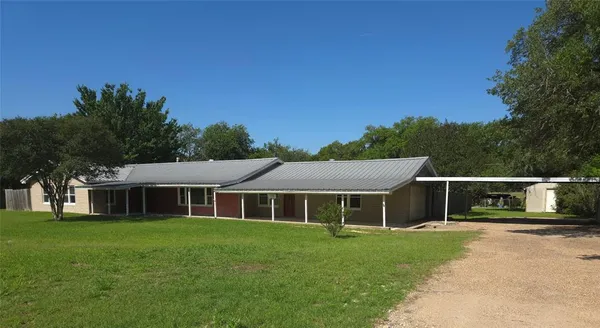 $269,000 | 918 South Varella Street, Mexia, TX 76667