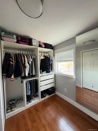 $910,000 | 684 Dorothea Lane, Elmont, NY 11003