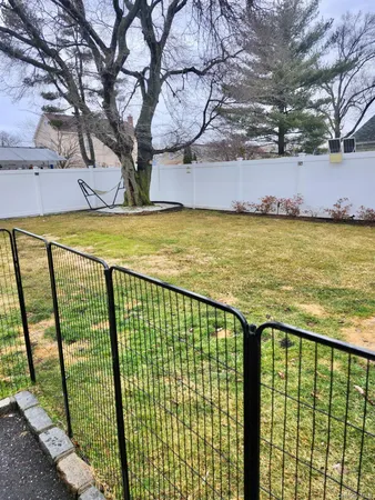 $910,000 | 684 Dorothea Lane, Elmont, NY 11003