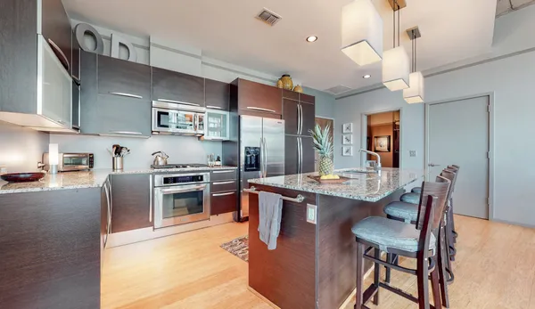 $6,900 | 700 12th Avenue South, Unit 905, Nashville, TN 37203