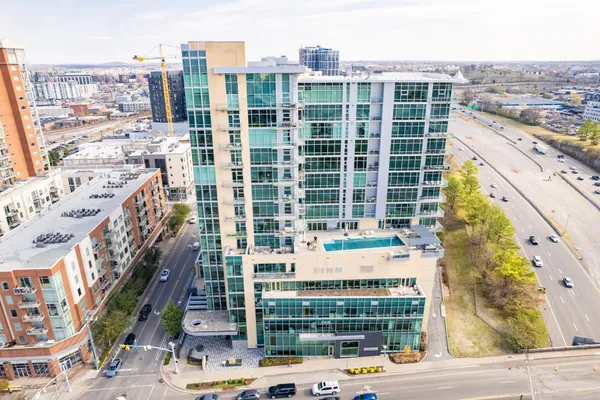 $6,900 | 700 12th Avenue South, Unit 905, Nashville, TN 37203