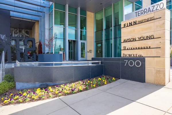 $6,900 | 700 12th Avenue South, Unit 905, Nashville, TN 37203