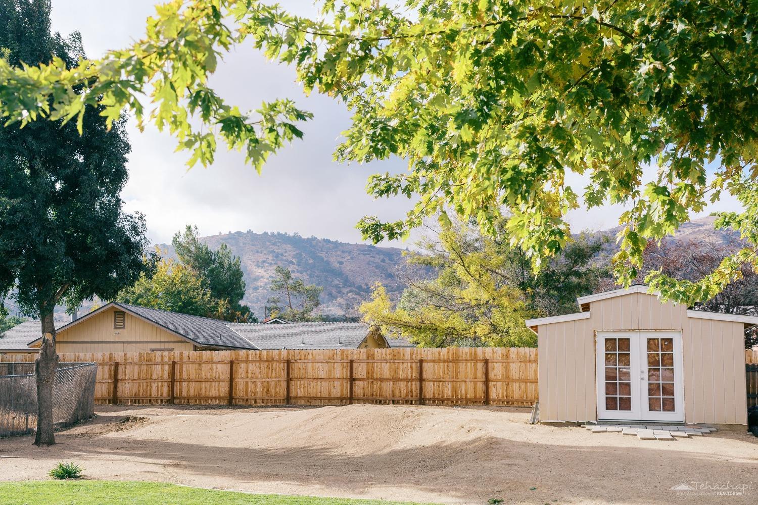 22627 Strawflower Road Tehachapi, CA 93561 - Photo 39 of 44 Gallery Image 39