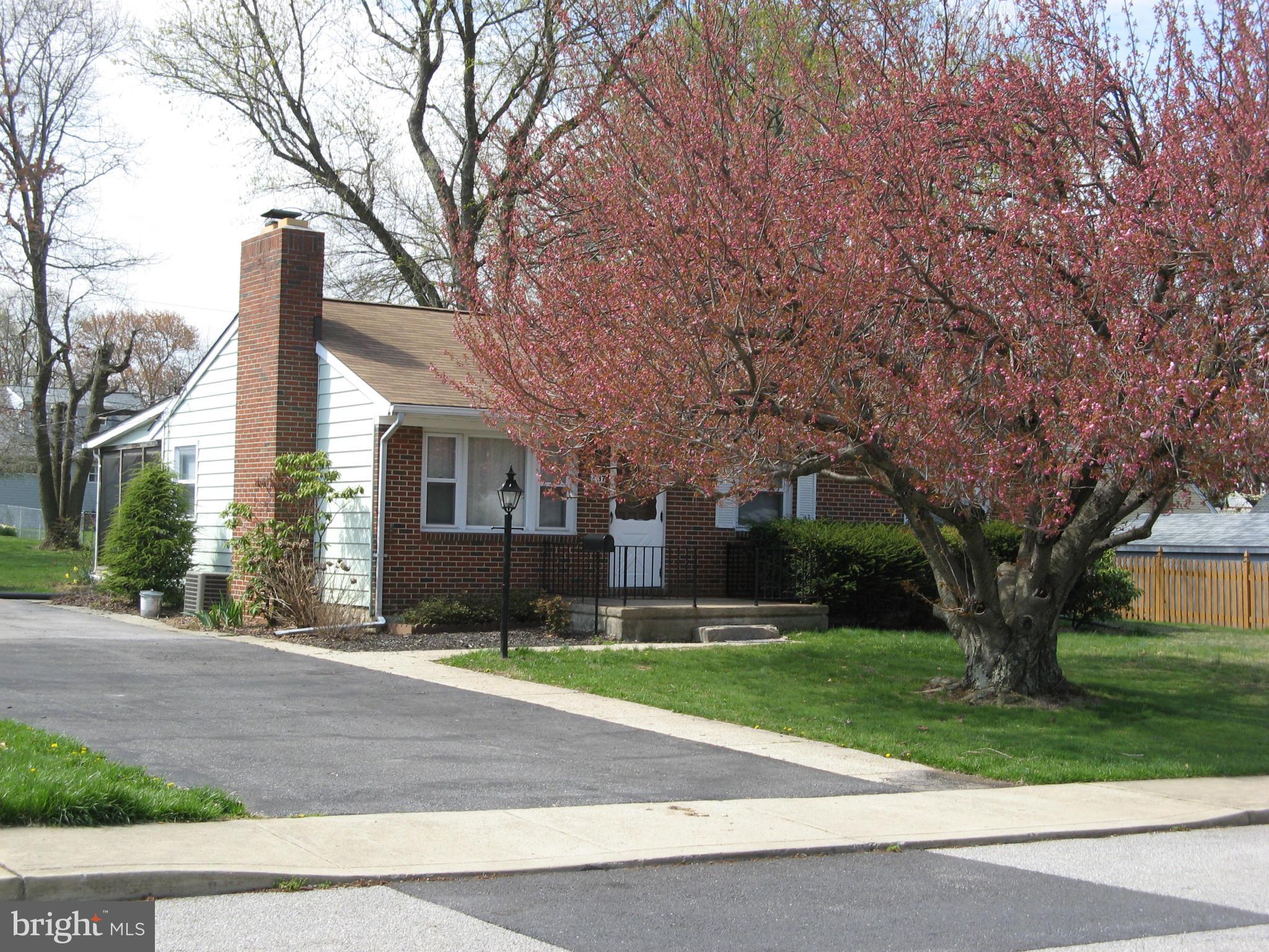 537 Hawthorne Road Linthicum Heights, MD 21090 - Photo 2 of 16 Large Driveway with parking for~6+ vehicles