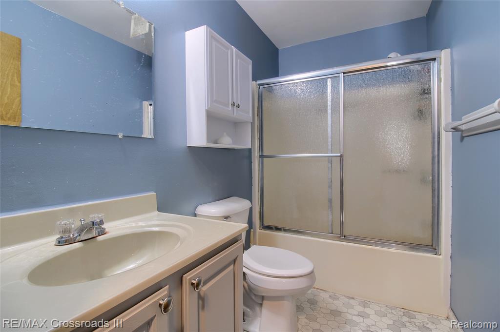 2457 Grove Road Ypsilanti, MI 48198 - Photo 21 of 31 Gallery Image 21
