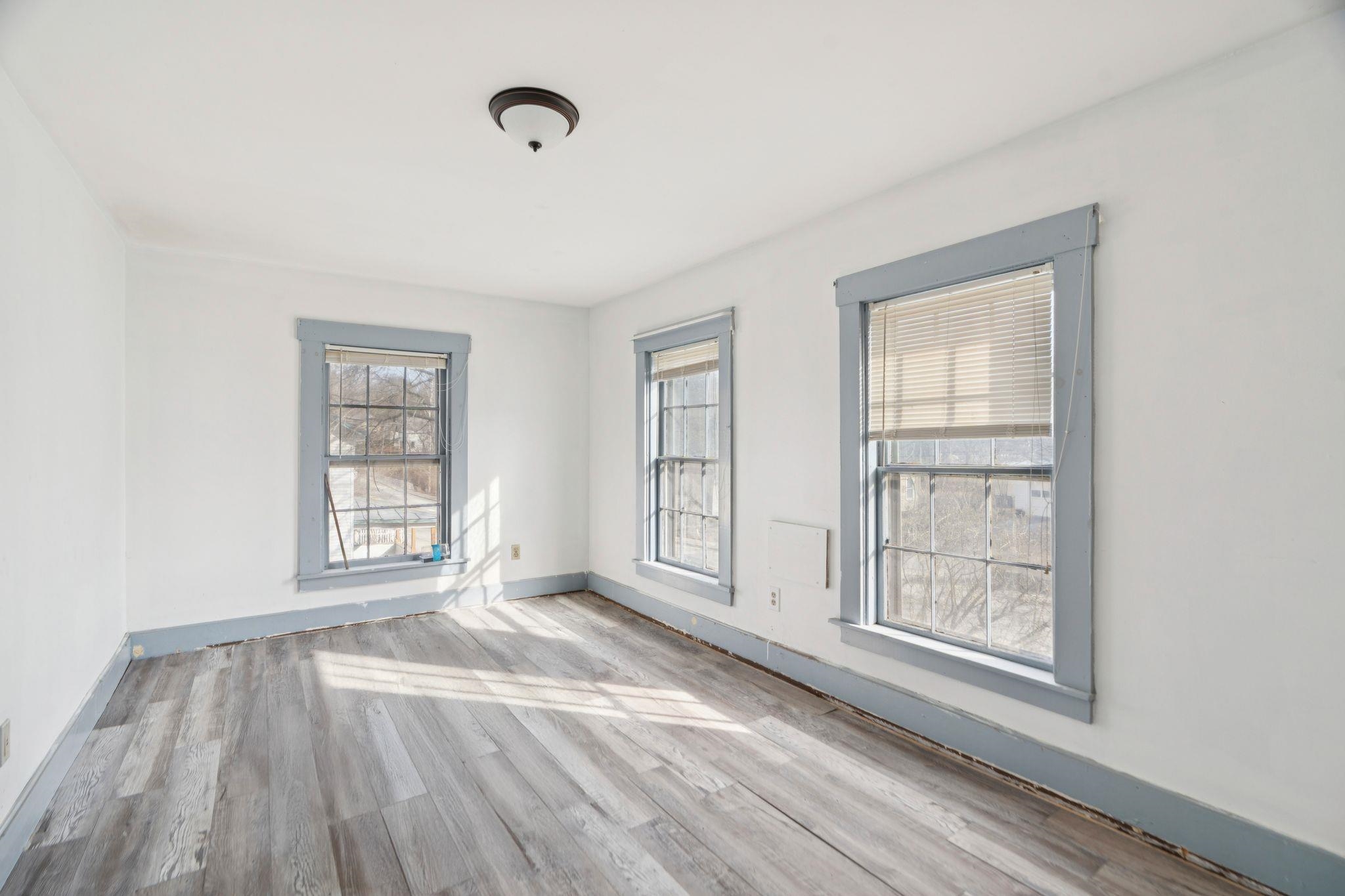 74 Union Street Windsor, VT 05089 - Photo 20 of 25