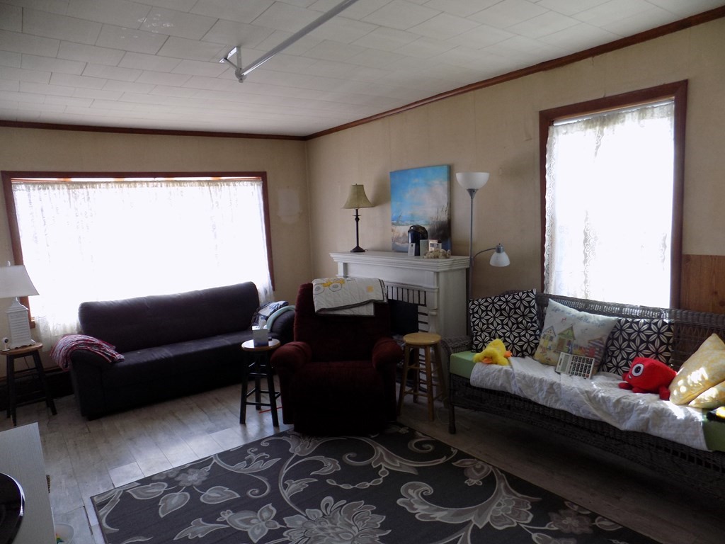 185 Sherman Road Somerset, MA 02726 - Photo 13 of 28 Gallery Image 13