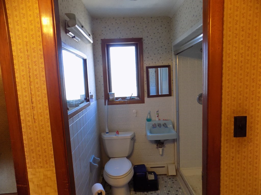 185 Sherman Road Somerset, MA 02726 - Photo 22 of 28 Gallery Image 22