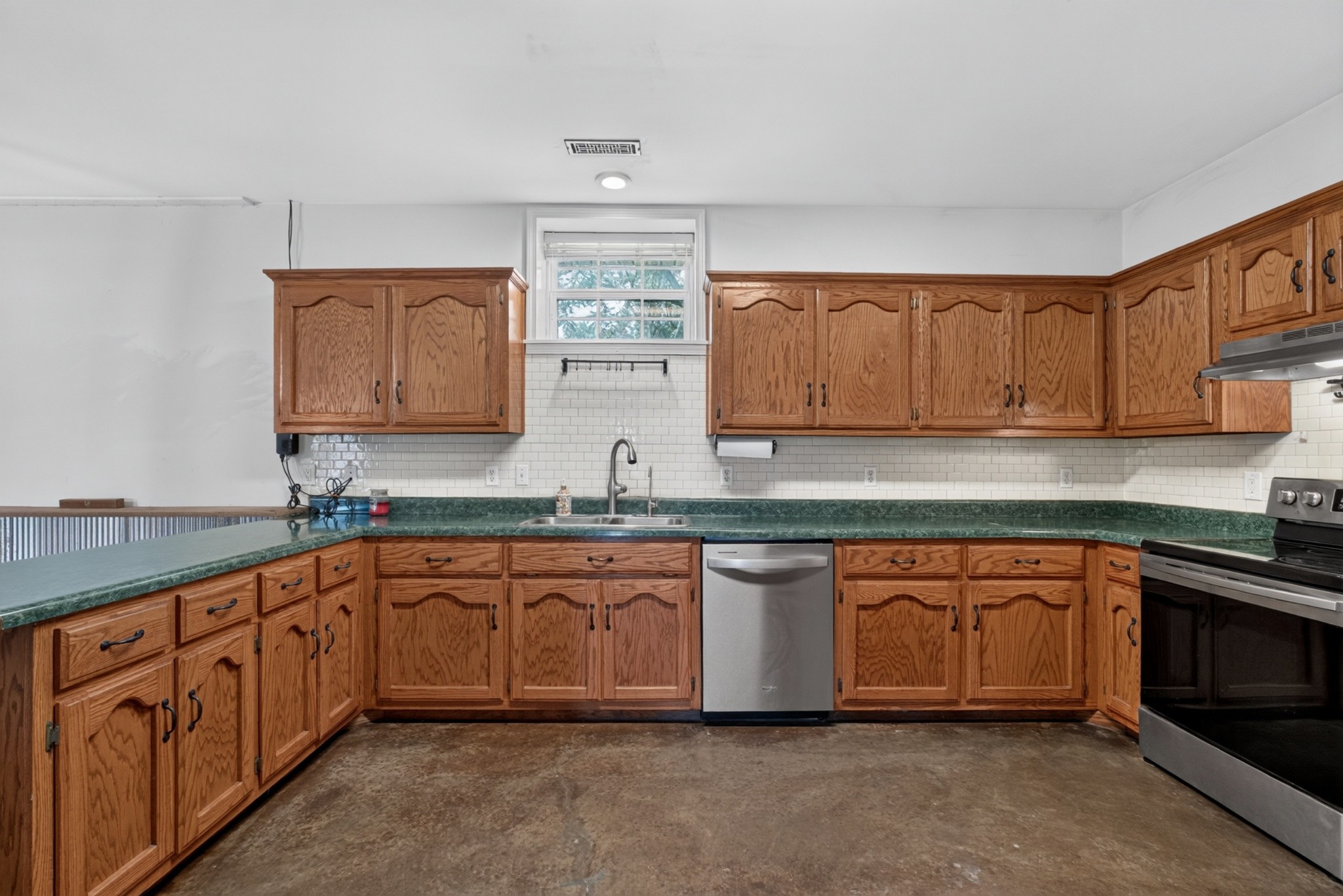 5520 Academy Road Cookeville, TN 38506 - Photo 14 of 53 Gallery Image 14