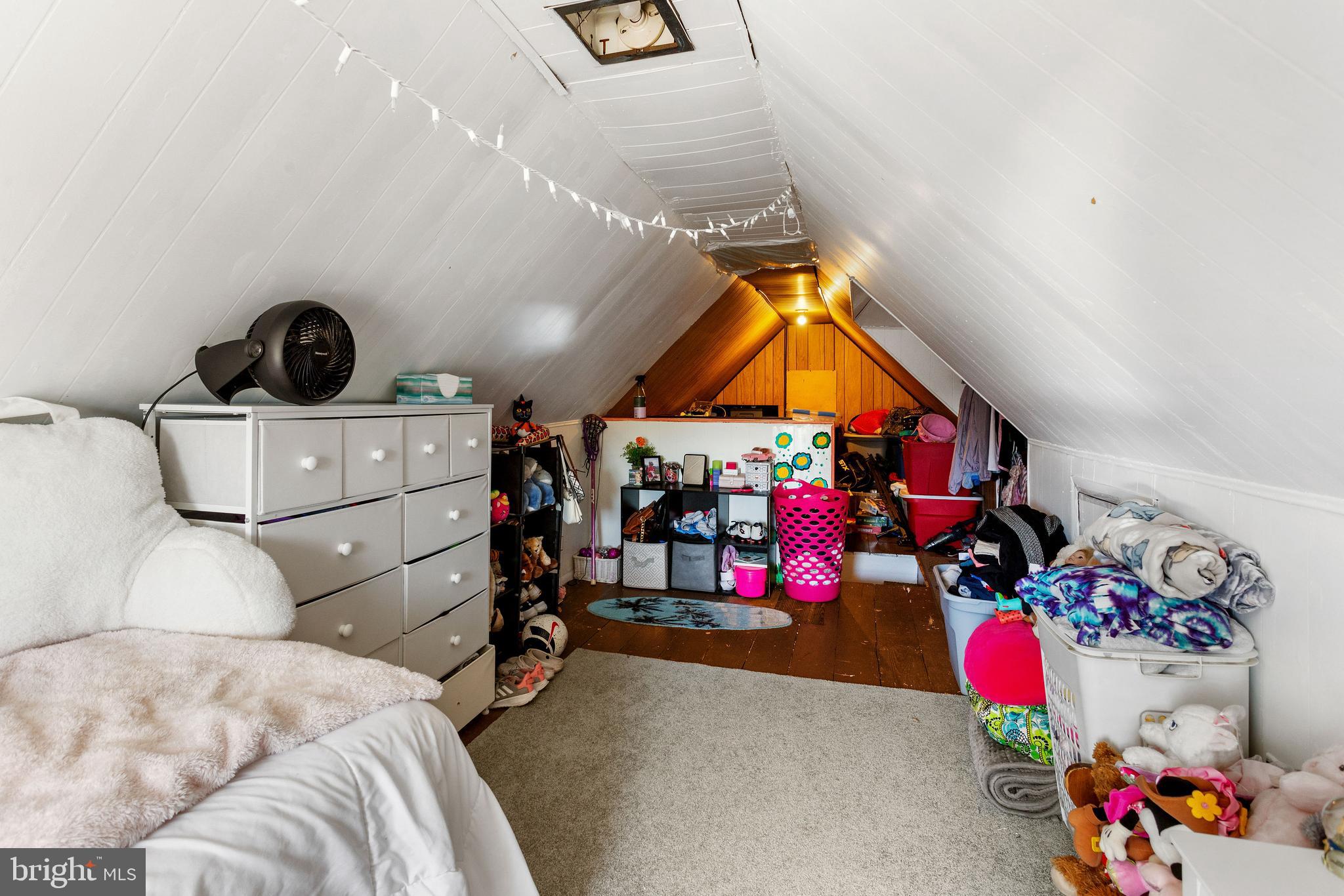 400 Linden Avenue Hanover, PA 17331 - Photo 30 of 43 a bedroom with bed and window