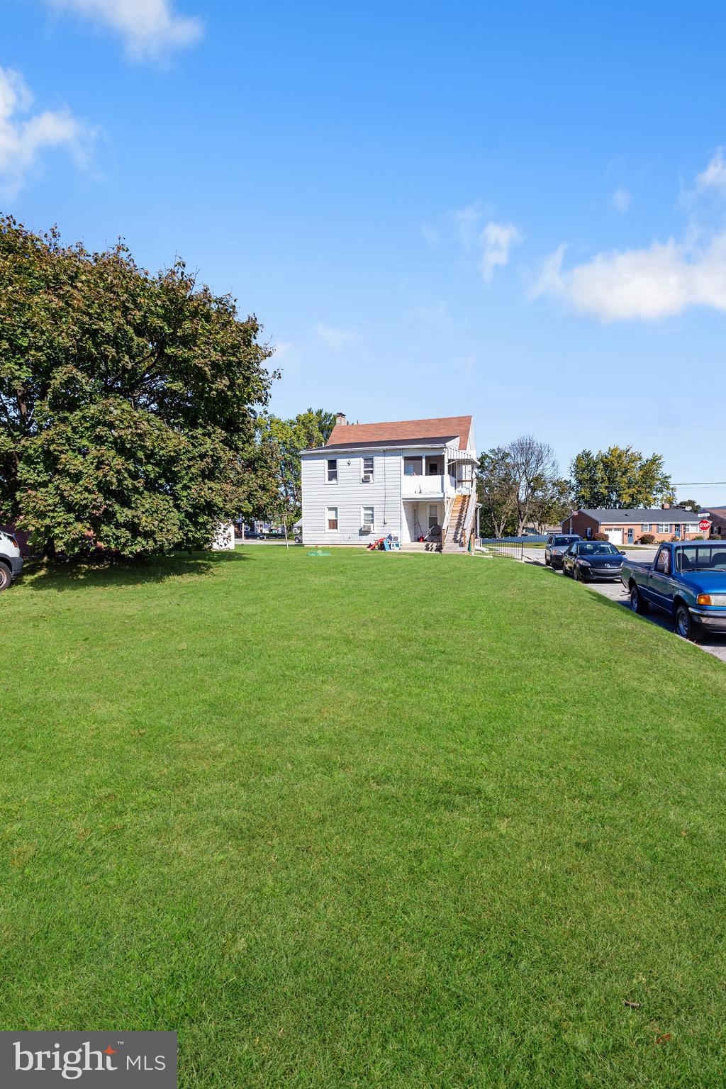 400 Linden Avenue Hanover, PA 17331 - Photo 36 of 43 a view of a yard with a house in the background