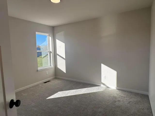 $593,916 | 1072 5th Avenue, Union Grove, WI 53182