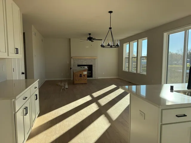 $593,916 | 1072 5th Avenue, Union Grove, WI 53182