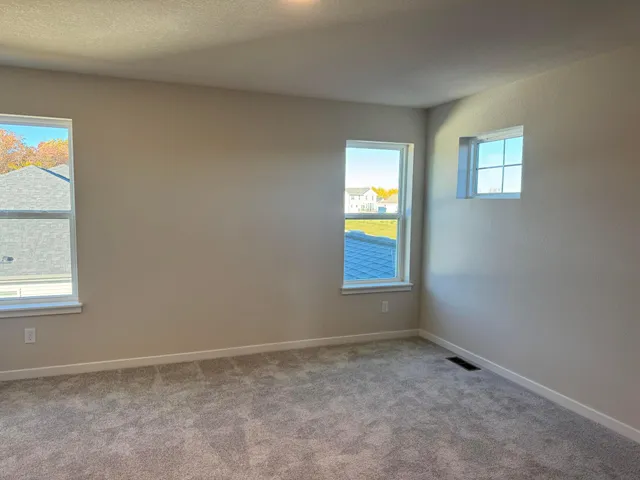 $593,916 | 1072 5th Avenue, Union Grove, WI 53182