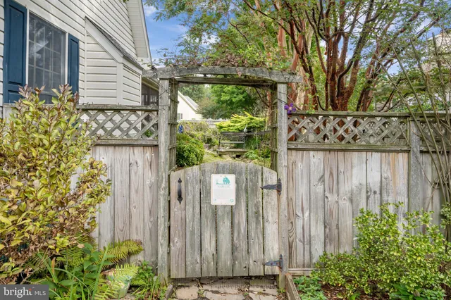 $749,999 | 305 Seagull Drive, Lewes, DE 19958