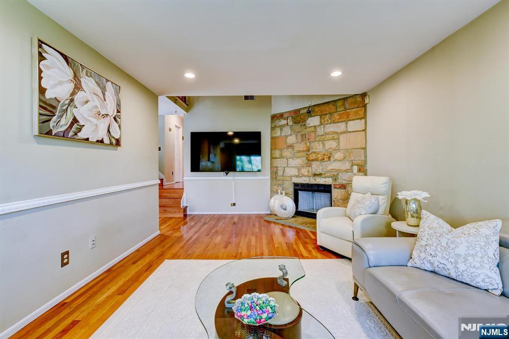 17 Independence Way Rockaway, NJ 07866 - Photo 15 of 48